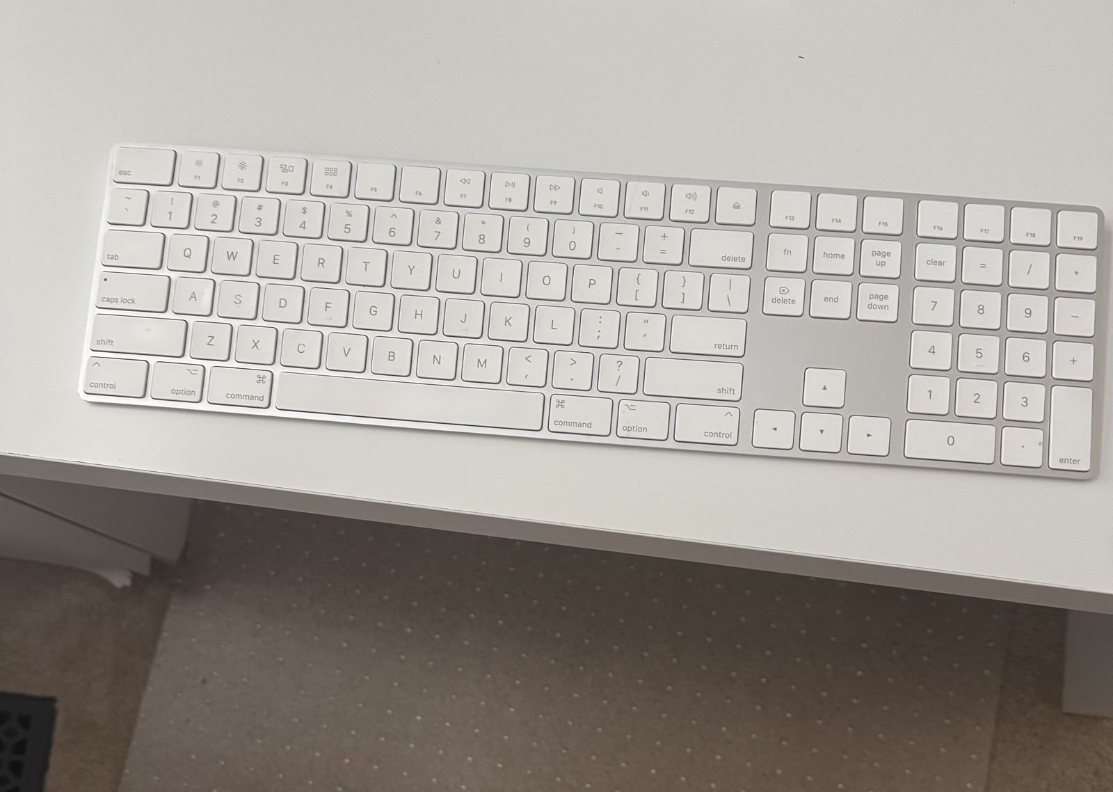 Apple Magic Keyboard with Numeric Keypad - No Touch ID