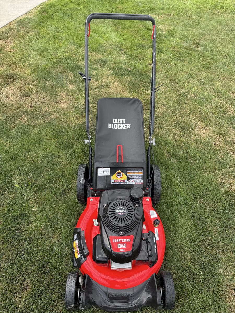Honda push mower (not self propelled)