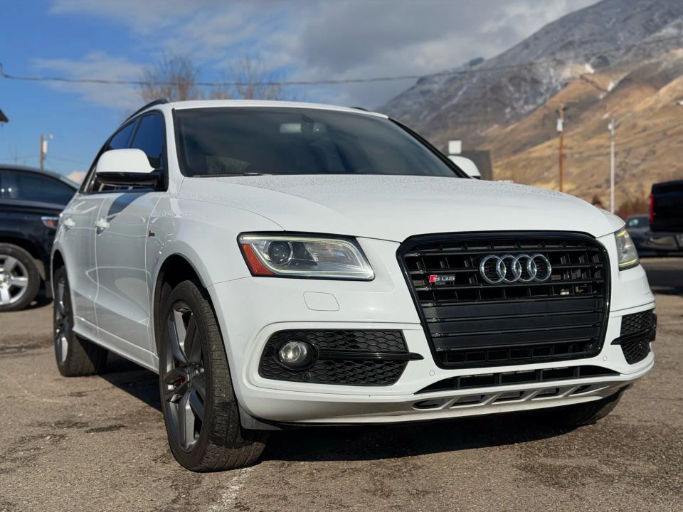 2016 AUDI SQ5 Premium Plus