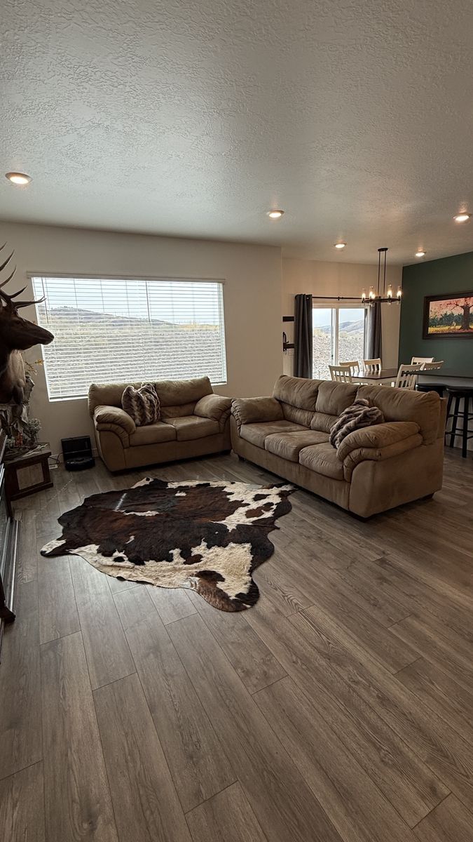Cozy Brown Sofa & Loveseat Set