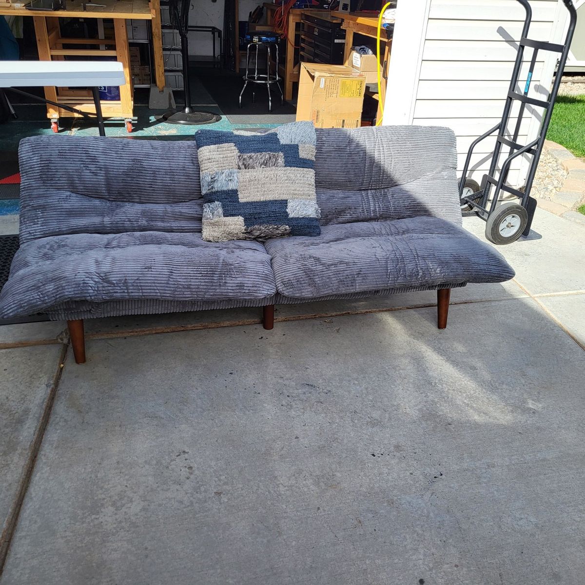 Sofa Bed w/Pillow Cushions
