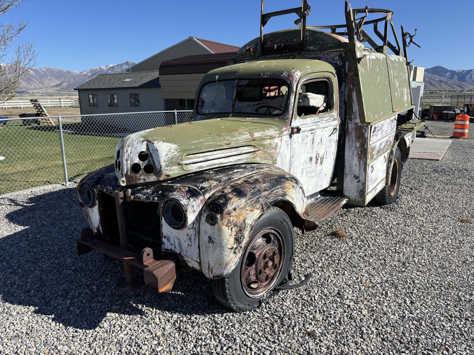 1945 Ford F5 Army Truck With Service Body