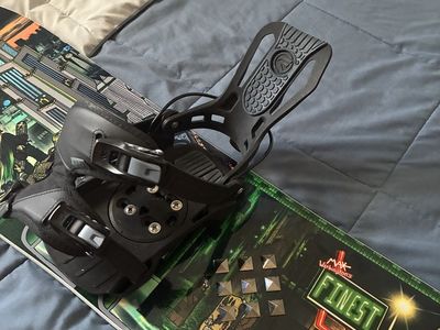 Brand new GNU snowboard 159