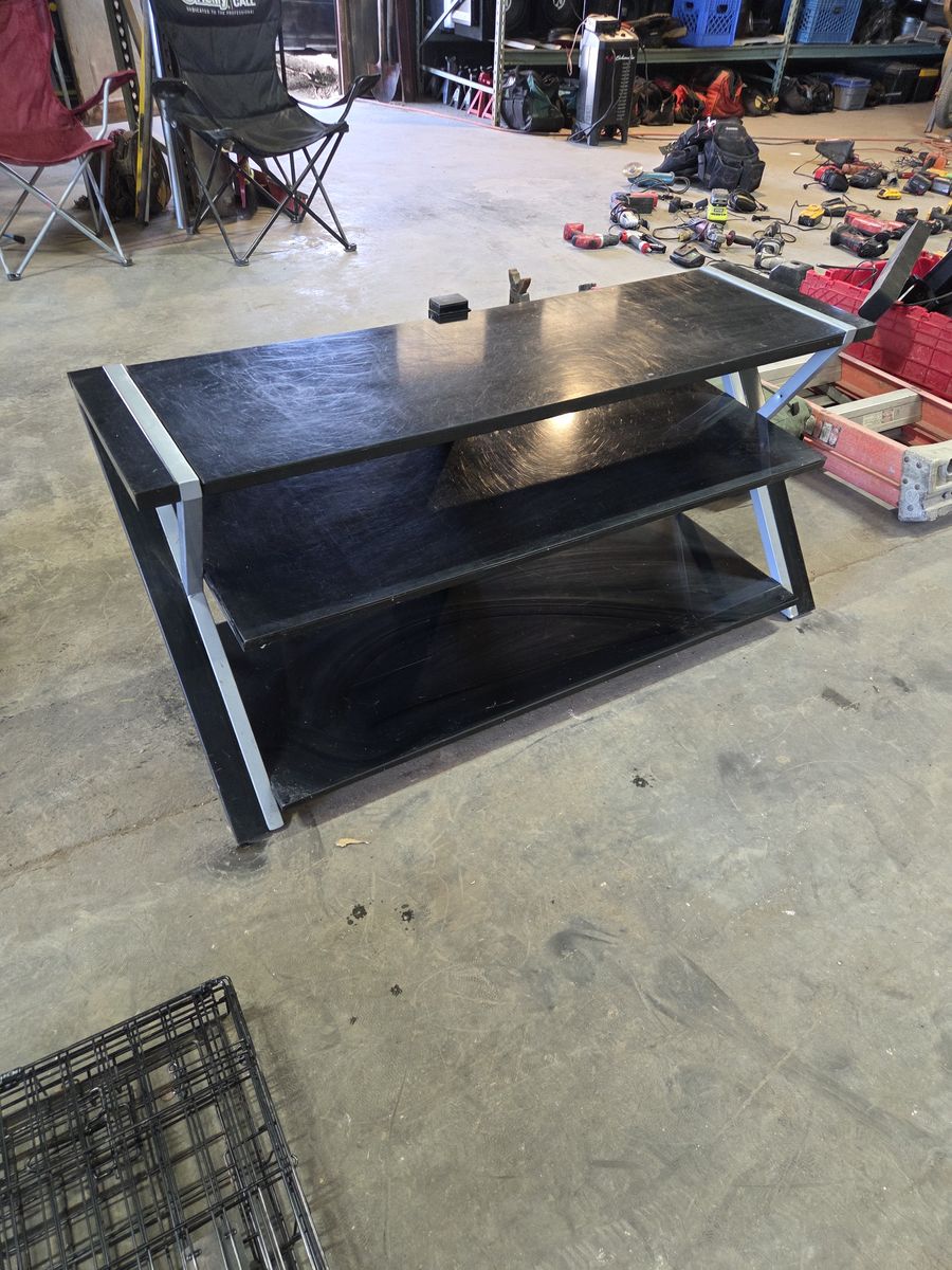 Entertainment center