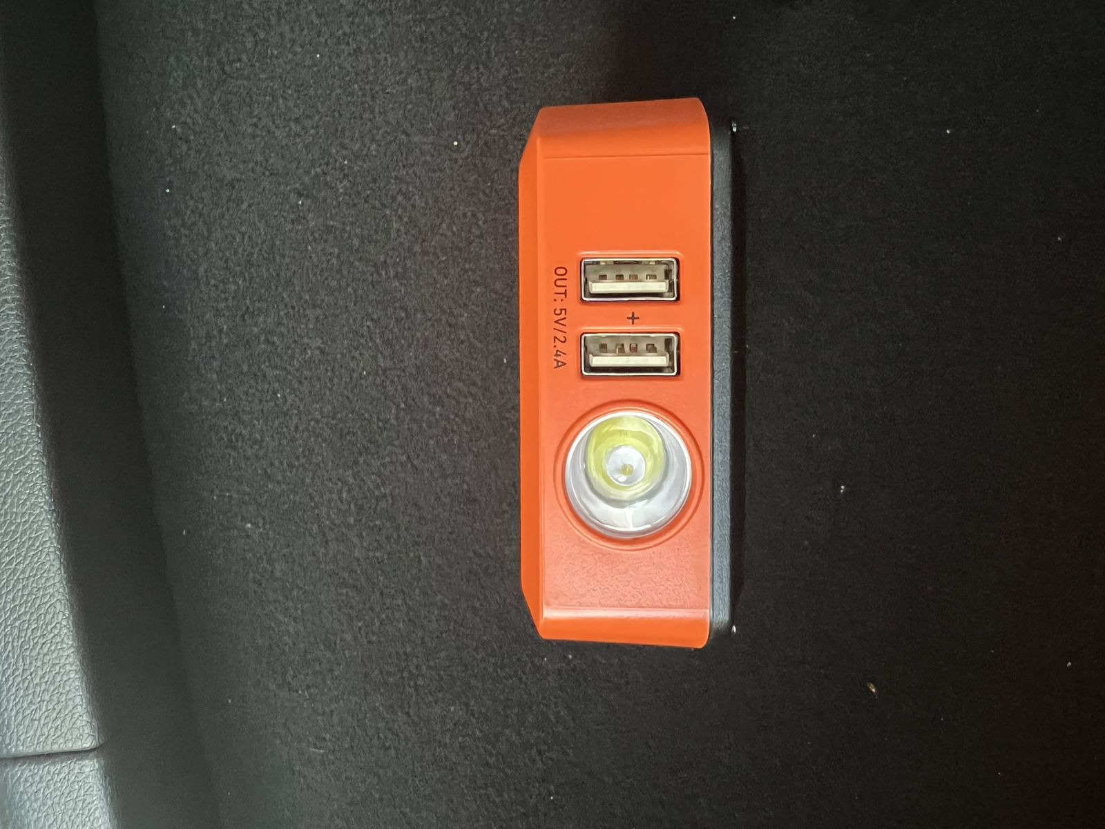 Main image 3