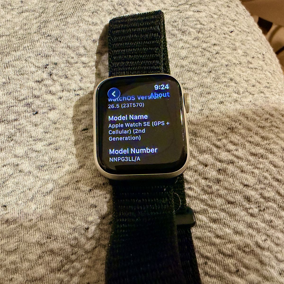 Apple Watch SE 2nd Gen GPS + Cellular 40mm - Excellent Condition