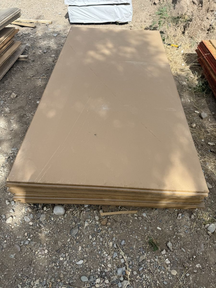 4x8 T&G Floor Panel Light Damage/Rejects