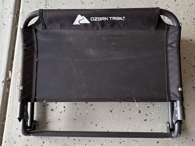 Stadium seat