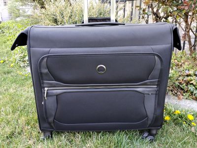 Delsey Paris Spinner Garment Luggage