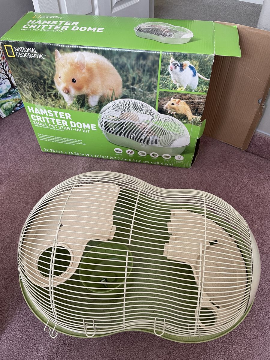 Hamster Critter Dome and accesories