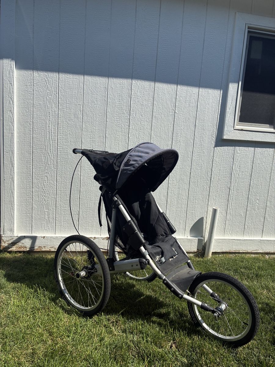 Running stroller