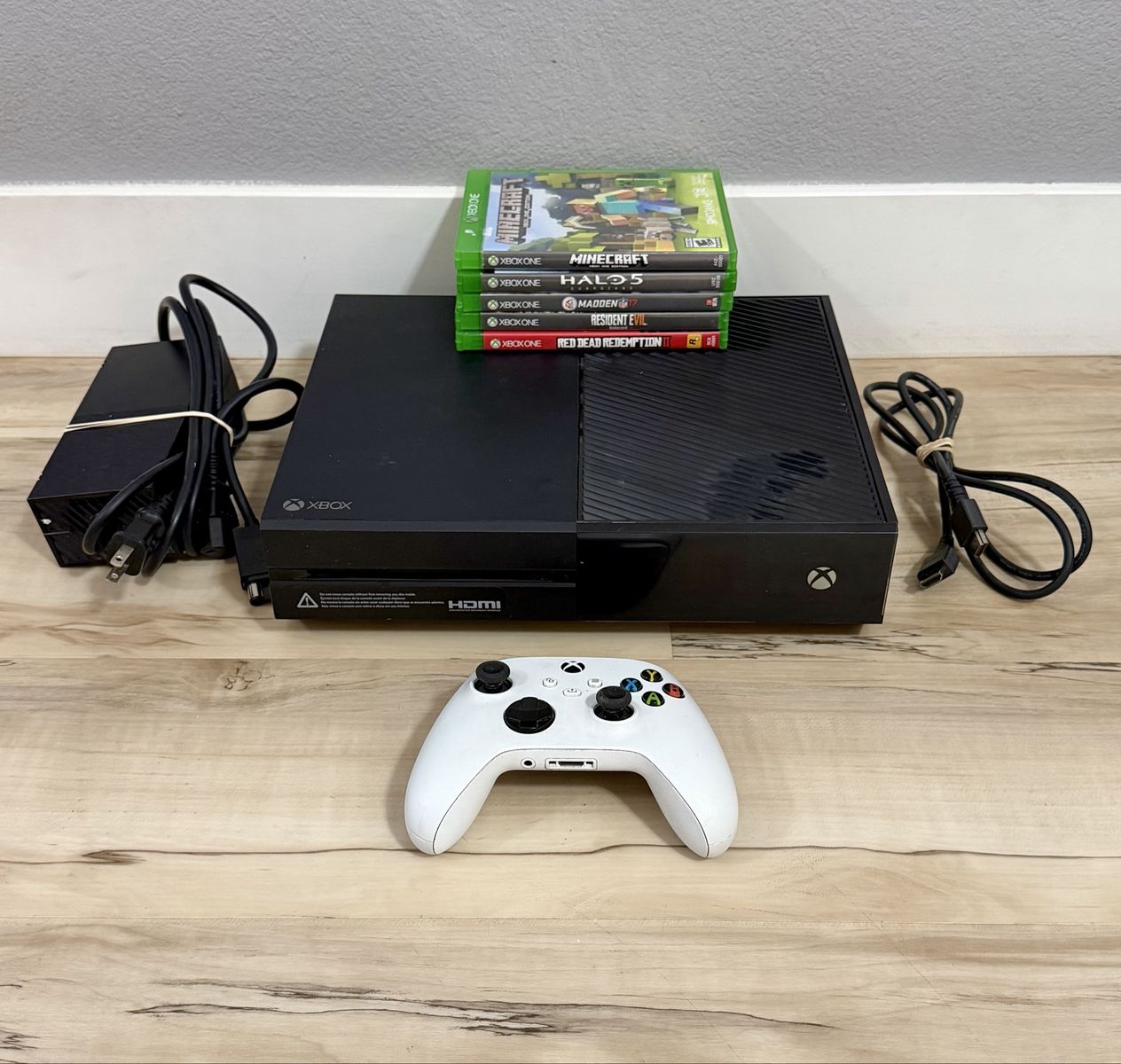 Xbox One 1540 Bundle