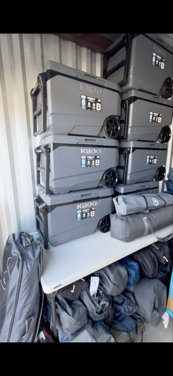 6 Igloo 90QT MaxCold Coolers - Camping Hunting Tailgating