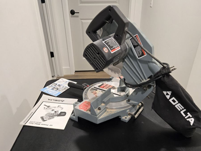 Delta 10" Miter Saw Model 36-070