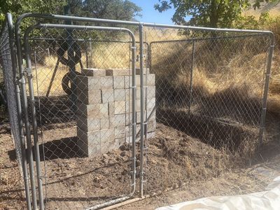 Outdoor dog kennel