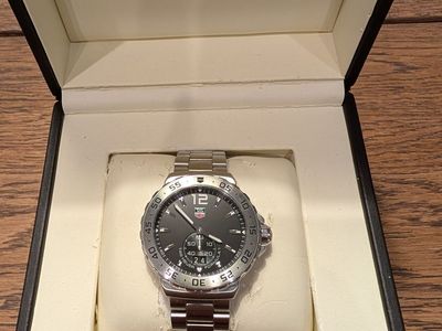 Brand New Tag Heuer Watch - Formula 1 - 42mm - Quartz - WAU1112