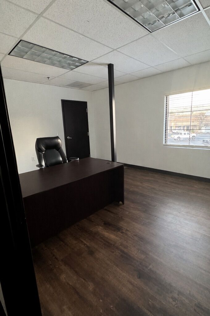 Commercial Grade Executive Desk - Free Assembly