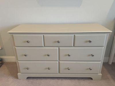 Greige 7-Drawer Double Dresser with Silver Hardware