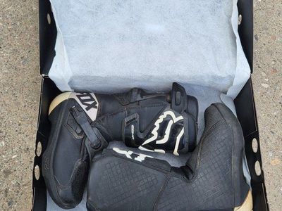 Used Youth Fox Racing Dirtbike Boots Size 7