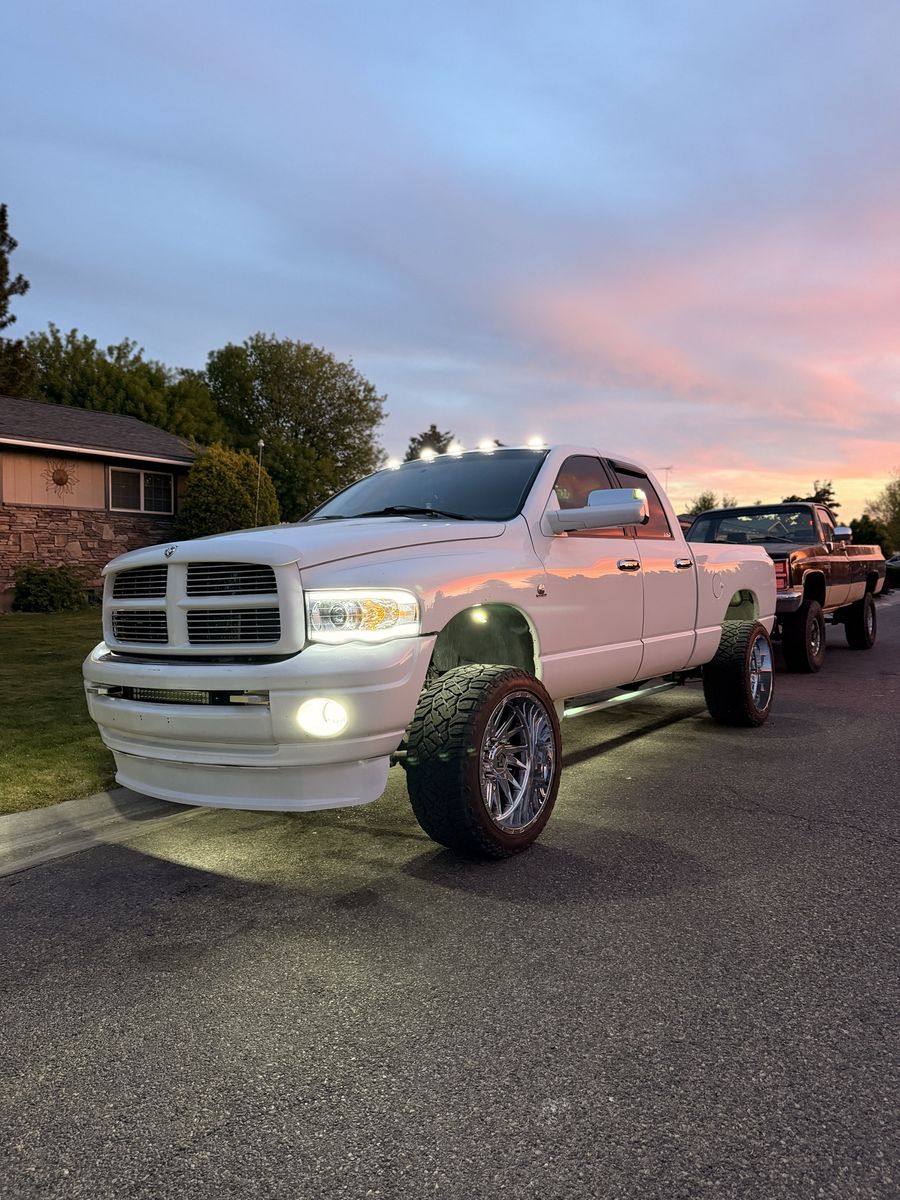 2005 Dodge Ram 2500 SLT