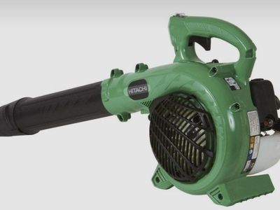 Hitachi 24-cc 2-cycle 441-CFM 170-MPH Gas Handheld Leaf Blower. Excellent Conditions!