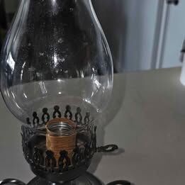 Hurricane lamp