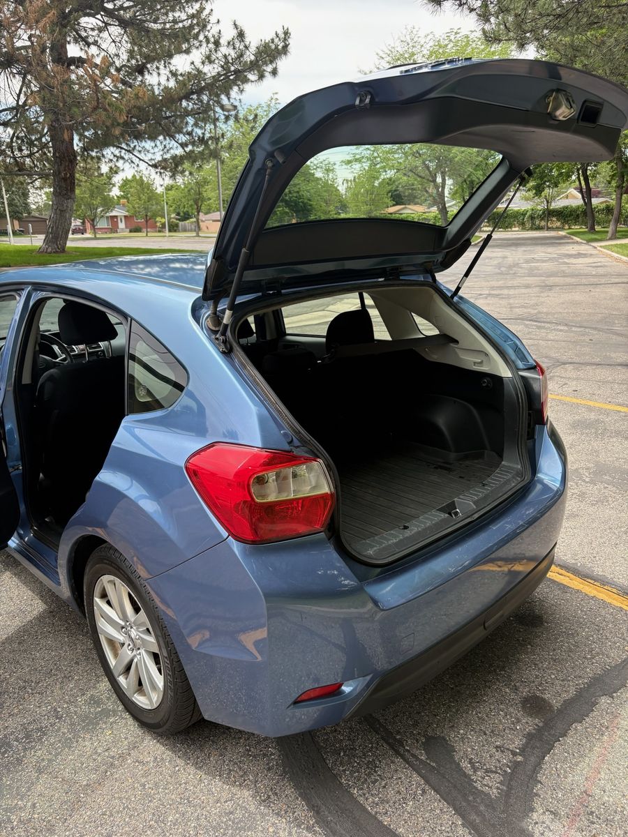 Main image 6