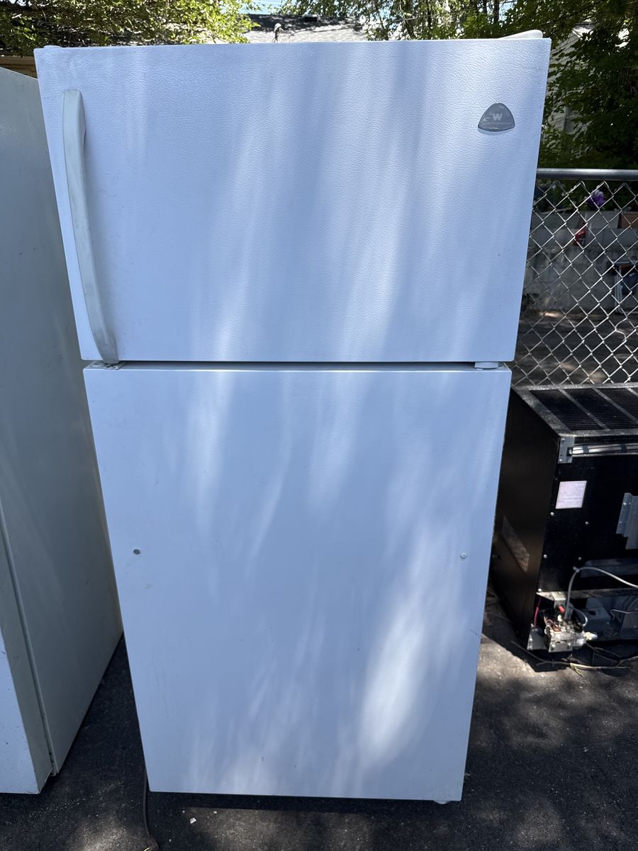 Maytag Top Freezer Refrigerator - White, Standard Size