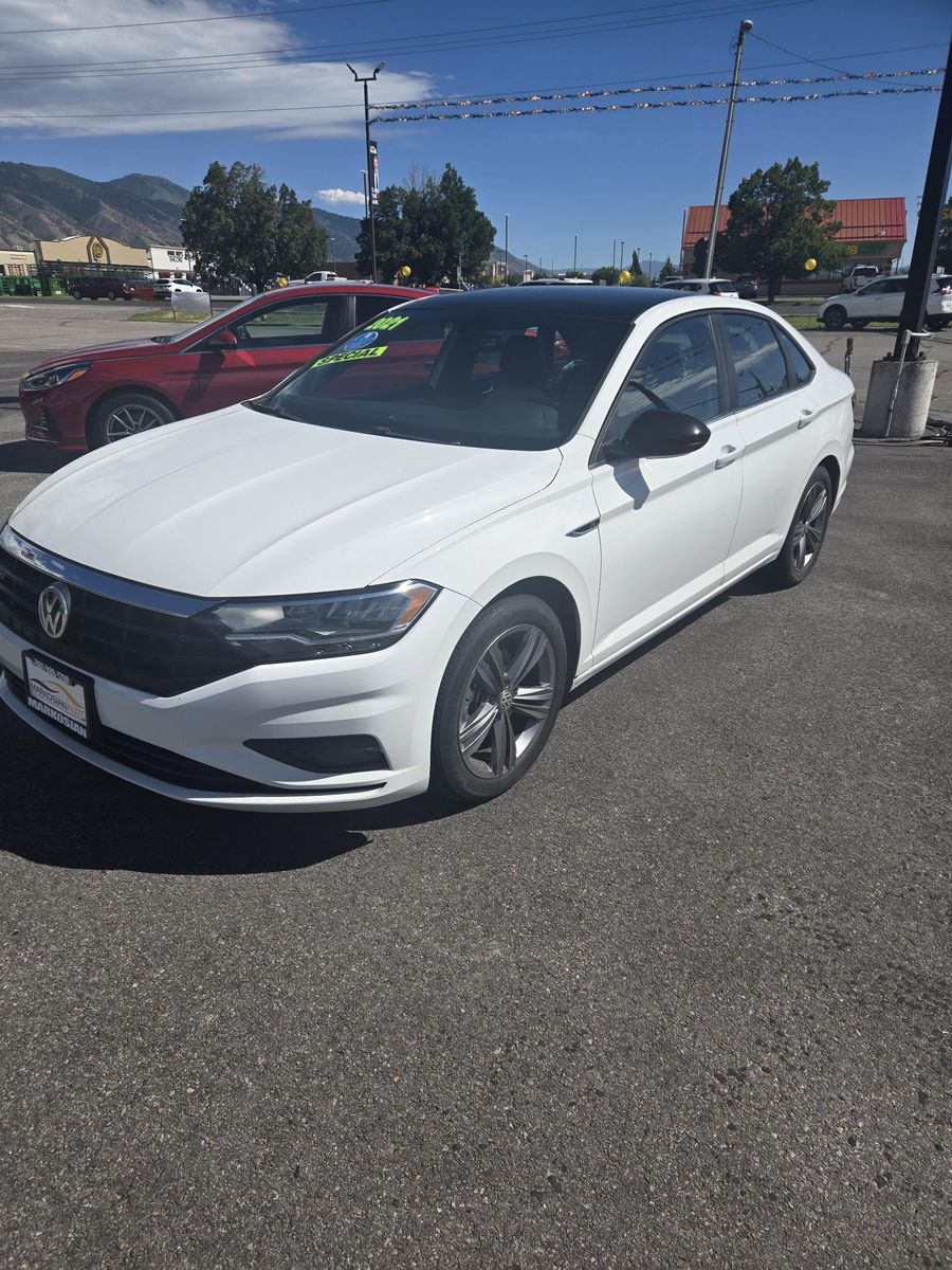 2021 Volkswagen Jetta R-Line