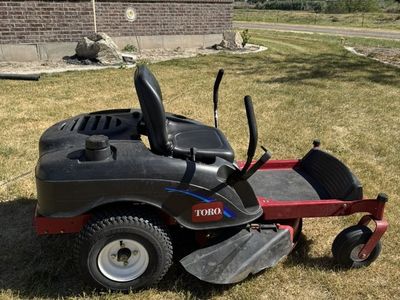 Toro Time Cutter 14–38Z Zero Turn Lawnmower