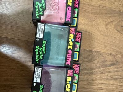Schylling NeeDoh Nice Cube Super Solid Squish!