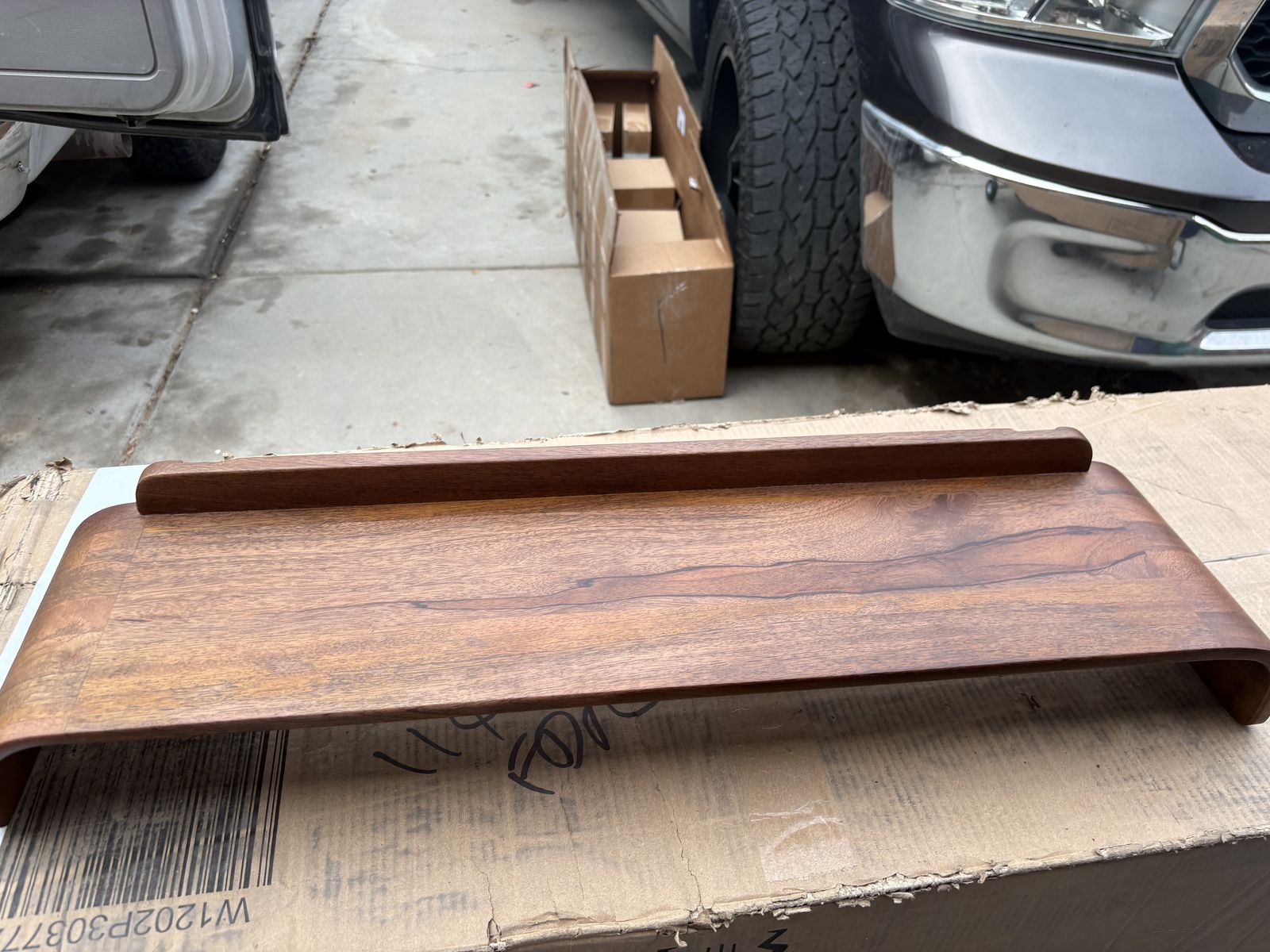 Ellementry Wood Shelf