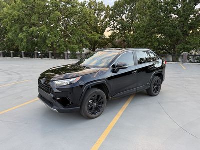 2022 Toyota RAV4 SE