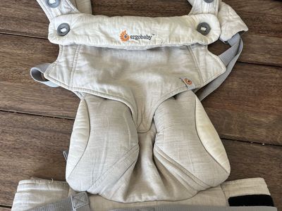 Ergobaby Omni 360 All-in-One Baby Carrier - Natural Linen / Cream