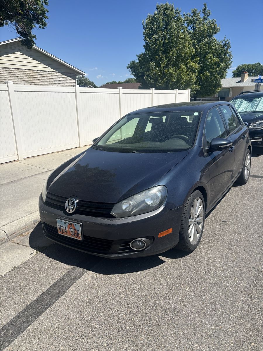 2013 Volkswagen Golf 