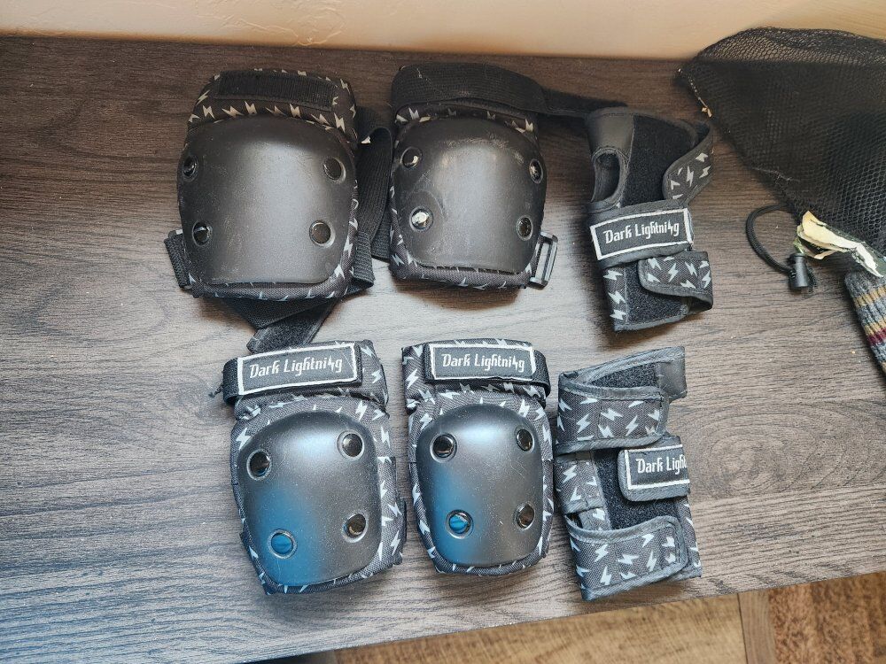 kids knee, elbow and wrist guards