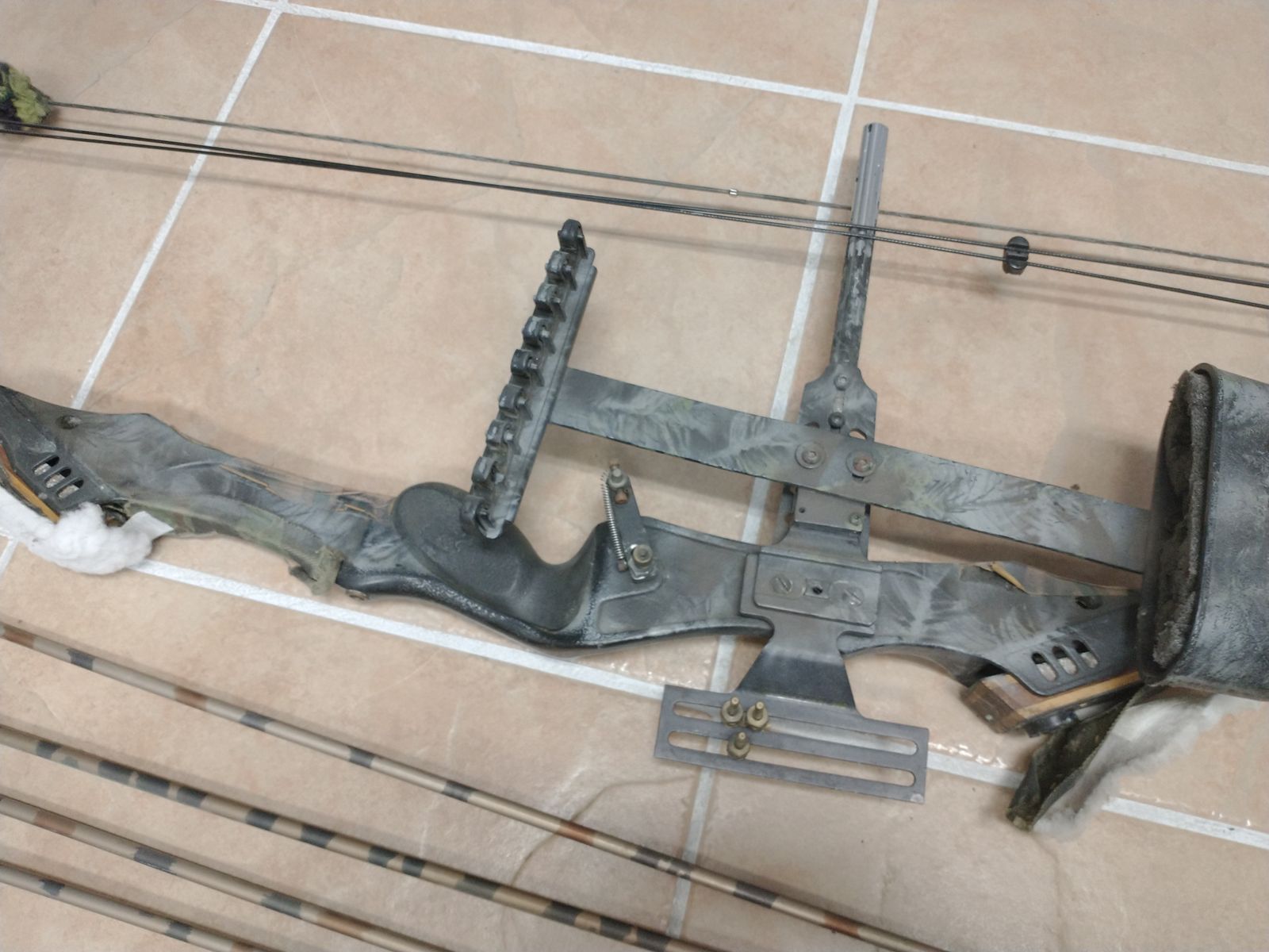 Main image 3
