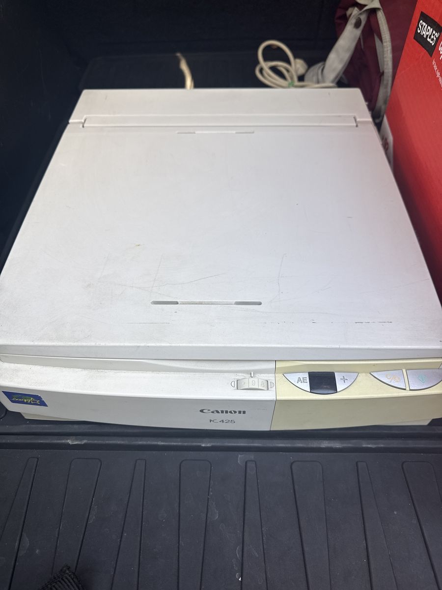 Canon FC425 Personal Copier - Compact Desktop Office Machine with Toner