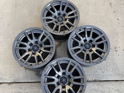 Icon Vector wheels 17x8.5 6x139.7 (6x5.5) set of 4
