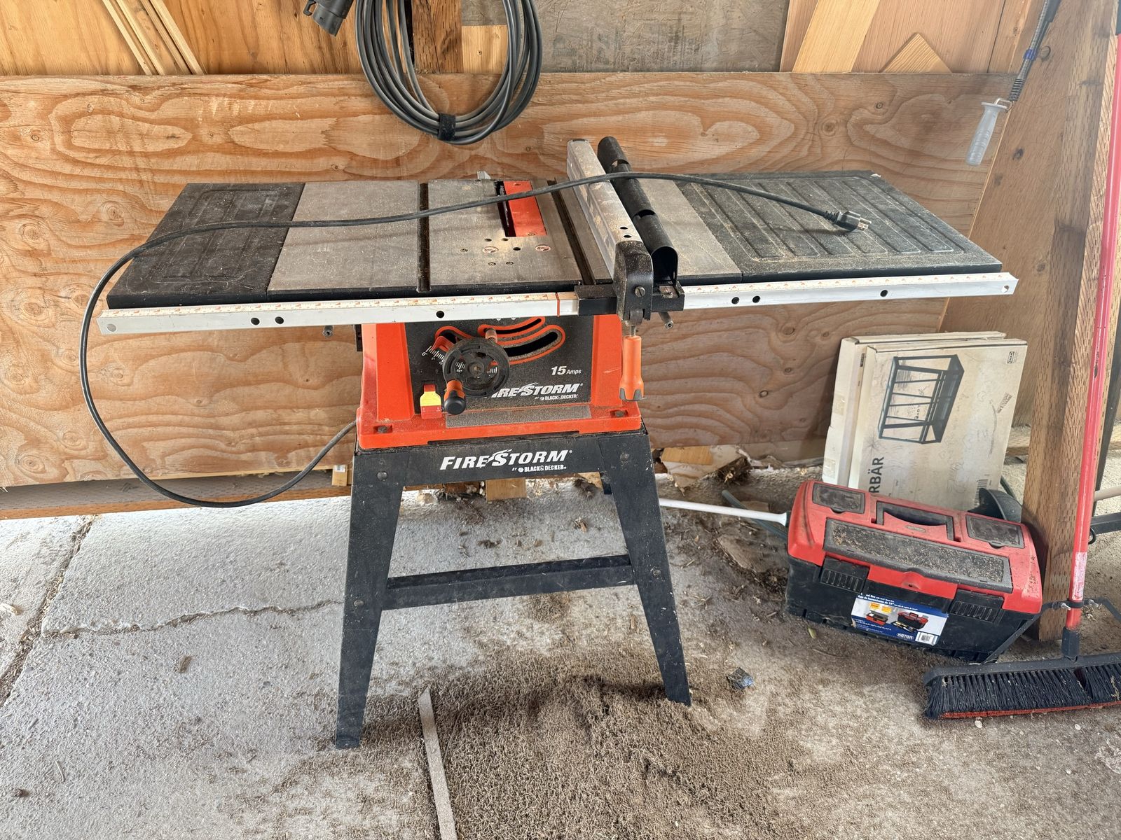 Firestorm by Black & Decker 15-Amp Table Saw on Stand - Used Power Tool