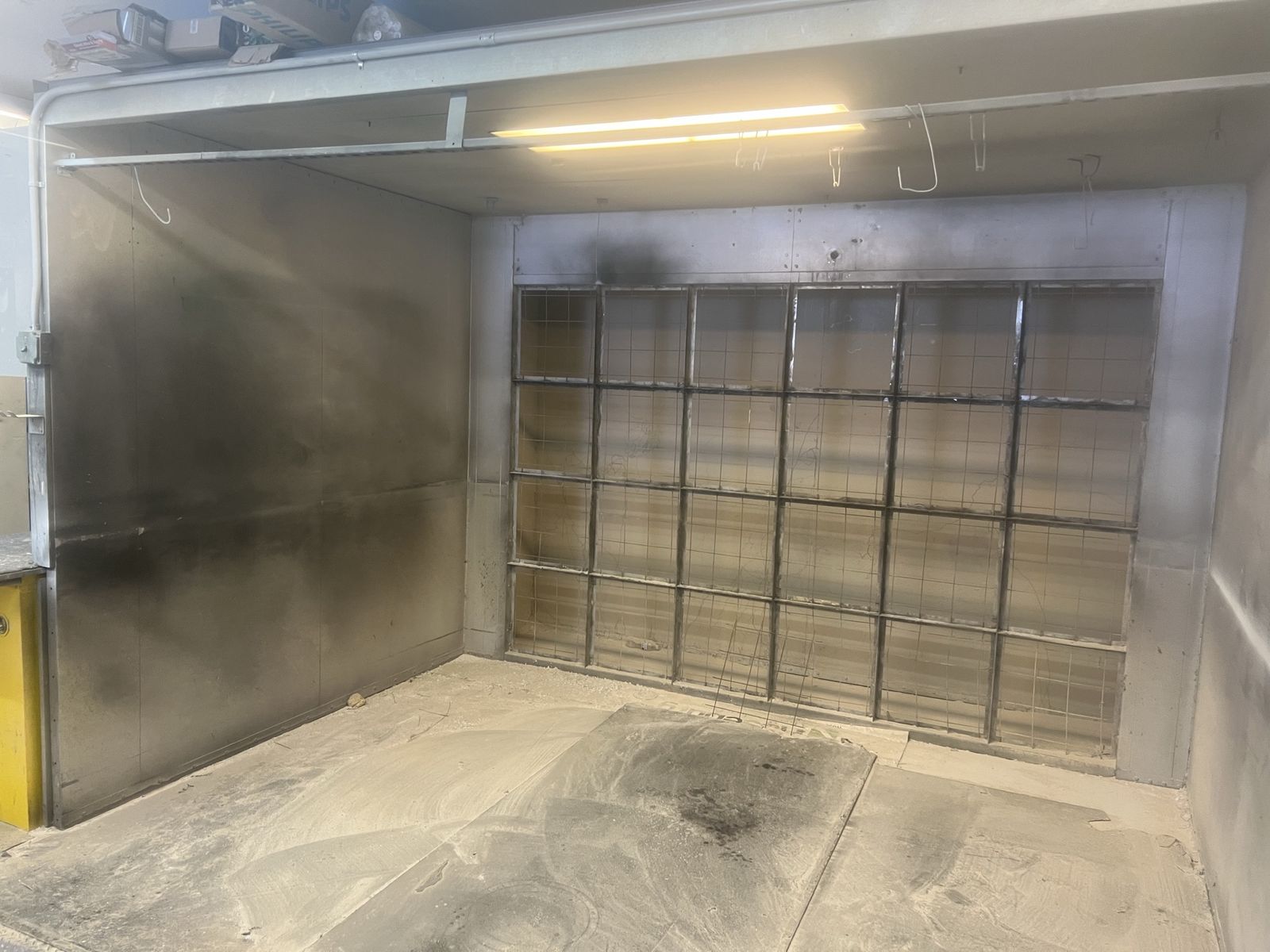 Paint Booth - 12’ x 8’ x 8’
