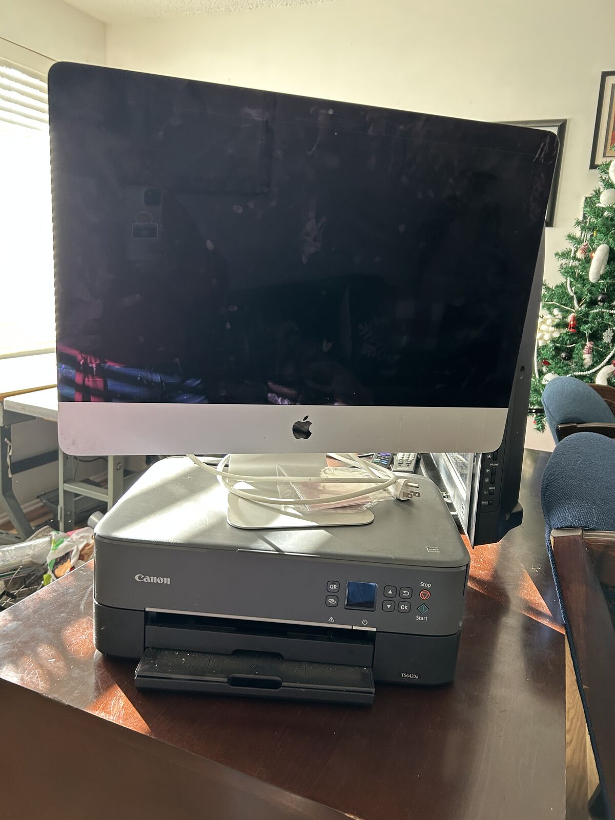 Apple computer and canon printer