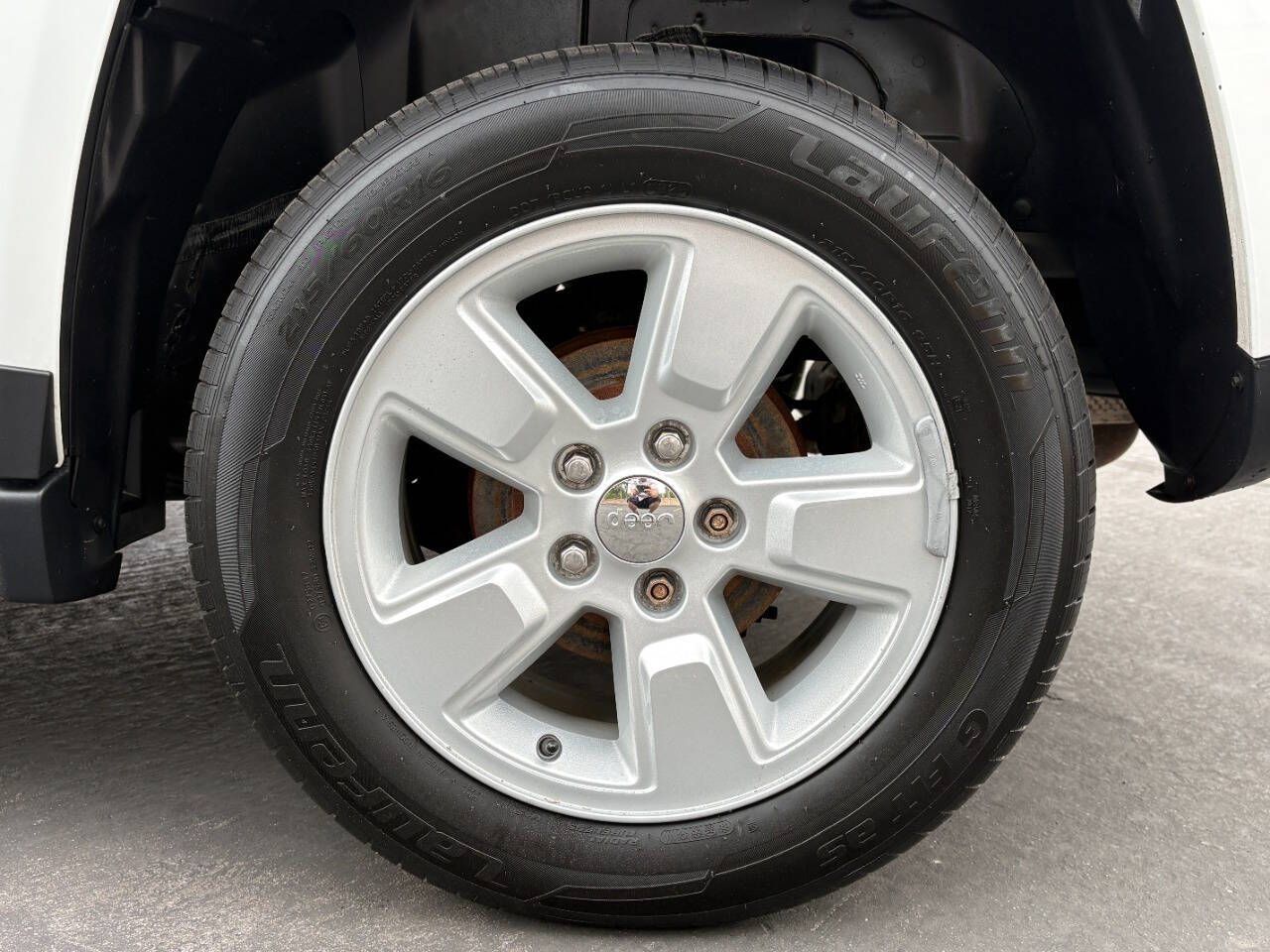 Main image 11