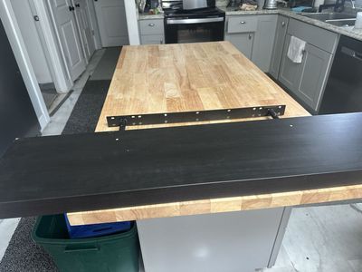 Black Floating Shelf with Metal Bracket - Modern Wall Decor Storage Solution