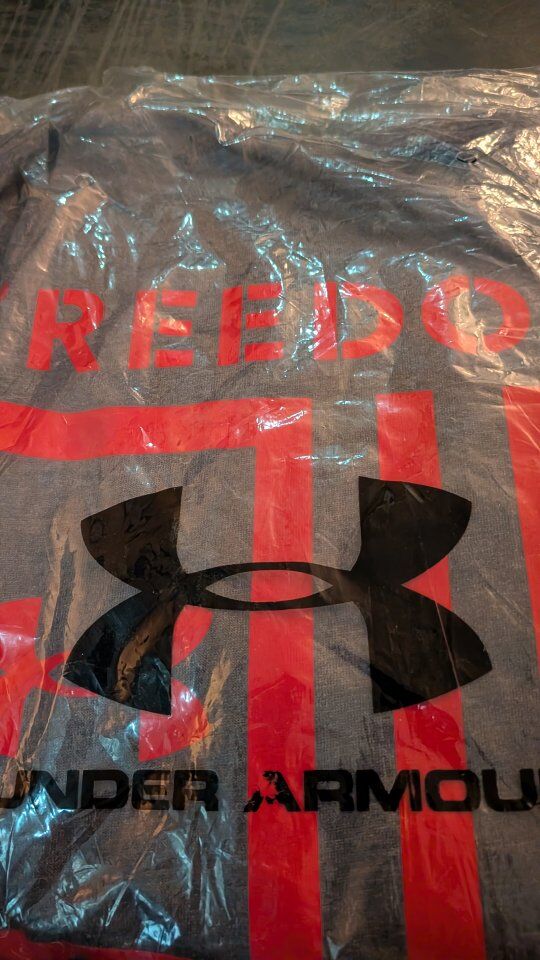 New Men's Medium Under Armour