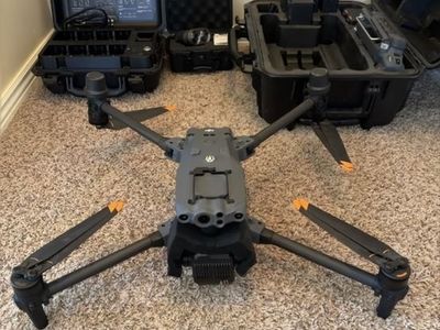 DJI Matrice 30T Thermal Drone with Smart Controller, Batteries & Charging Case