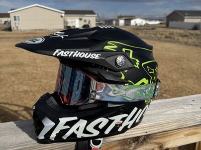 Fasthouse Helmet