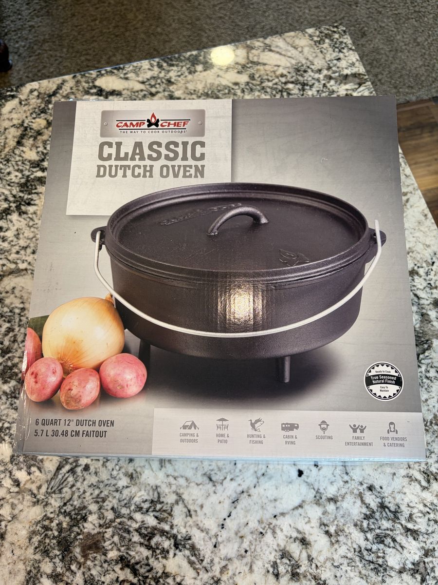 Camp Chef Classic Dutch Oven 6 Quart 12 Inch Cast Iron Brand New Never Used