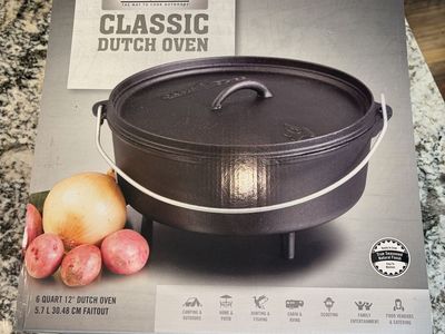 Camp Chef Classic Dutch Oven 6 Quart 12 Inch Cast Iron Brand New Never Used