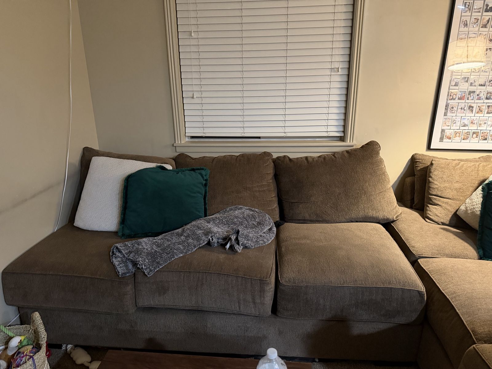 Rc Wiley brown comfy couch